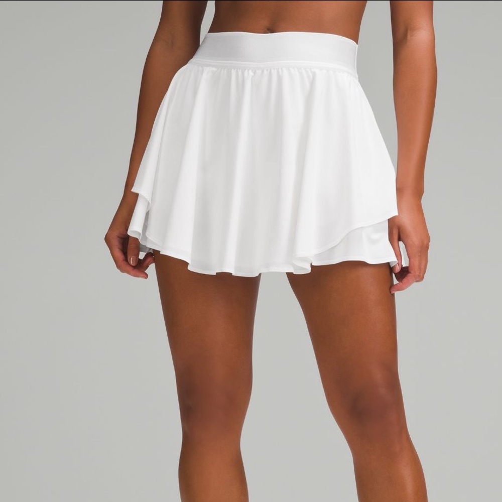 White Court Rival skirt tall